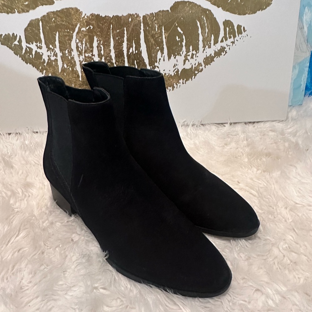 Alex Marie Black Ankle Booties Suede